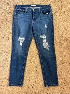 Levi’s Boyfriend style Jeans size 31